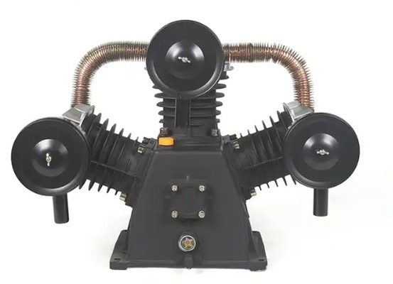 Low Maintenance Reciprocating Piston Compressor head 10HP Water Cooled 60DB Noise Level Cylinder three