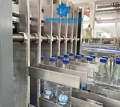 CE Certified Stainless Steel Filling Machine 50-500ml Volume 2.5kW Power Roller Sealing