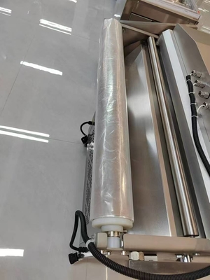 Fast and Accurate Wide Roll Film Cup Filling Sealing Machine PE / Aluminum Tray
