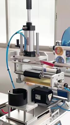 Manufacturer's direct supply of small semi-automatic flat labeling machine CH-615 plastic part labeling machine, plane labeling machine